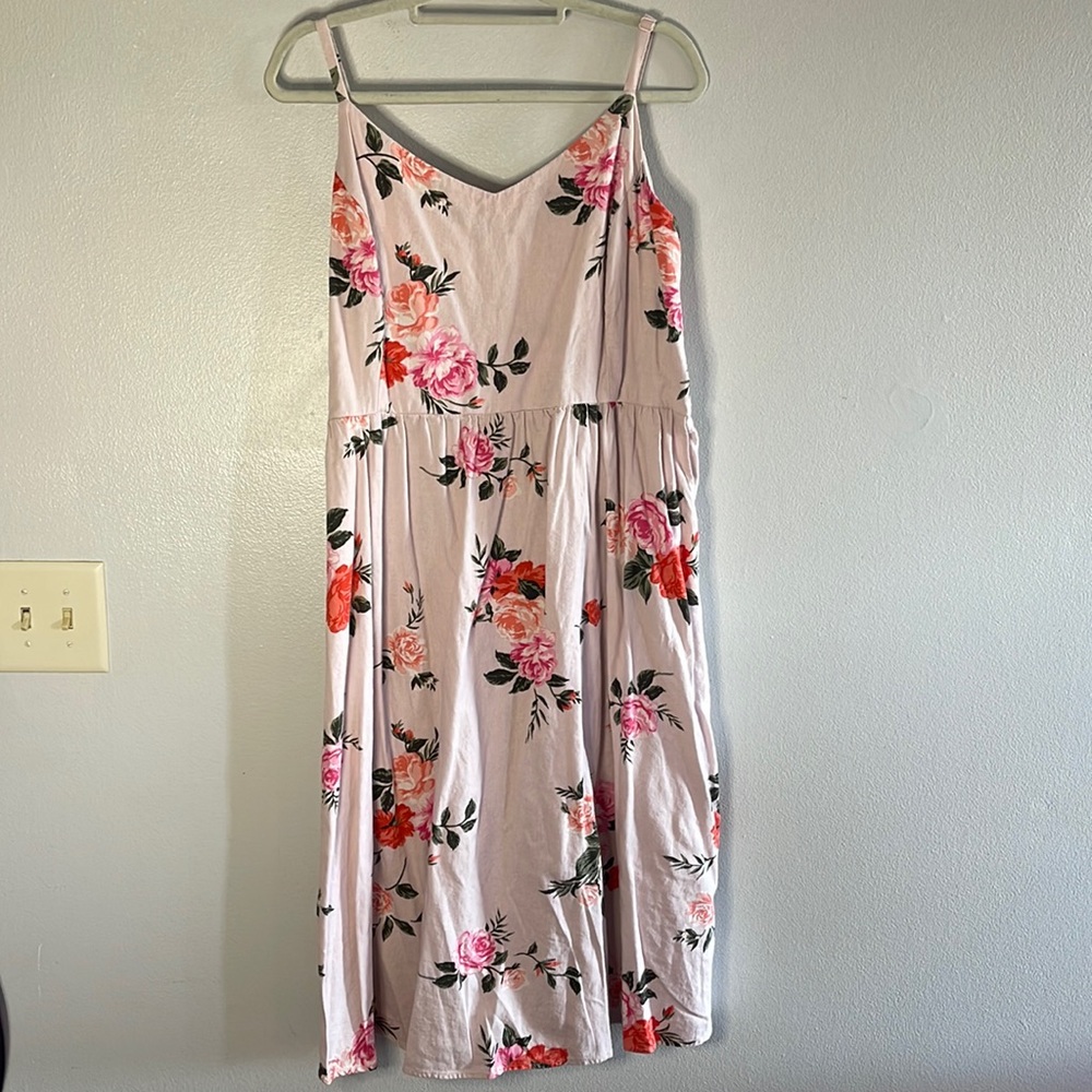 Old Navy • smocked floral dress with pockets